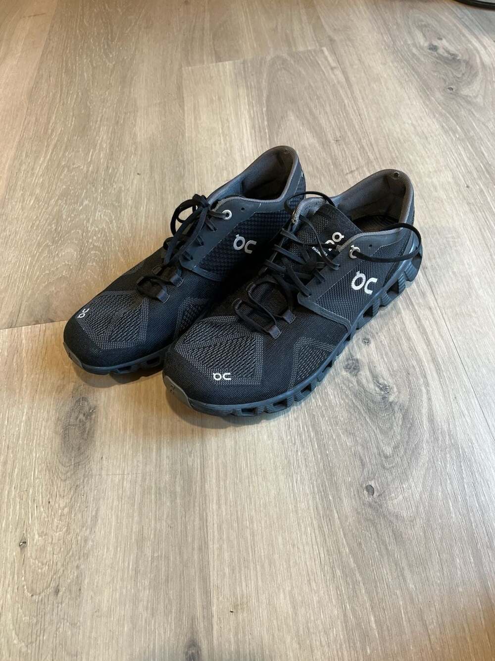 On Running Women's Cloud X Sneakers Black/Asphalt Size W10